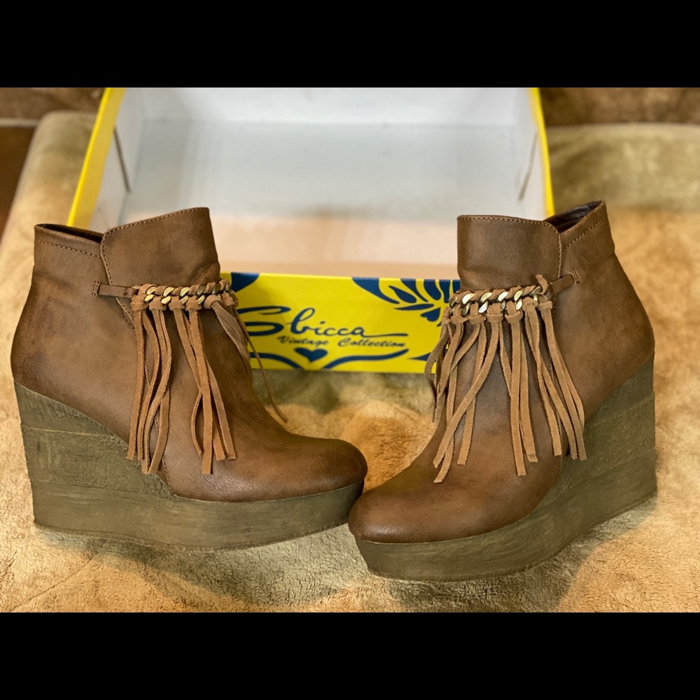 Sbicca fringe Wedges